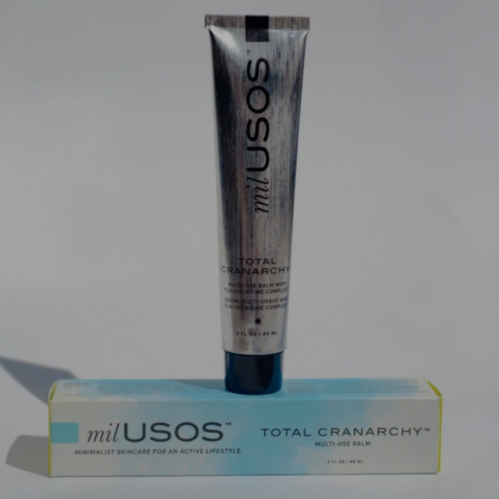 Mil Usos "Total Cranarchy" Moisturizing 5-in-1 Balm